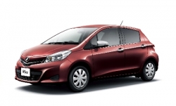 2D коврики EVA в салон  на Toyota Vitz III XP130 AWD, правый руль (2010-2020)
